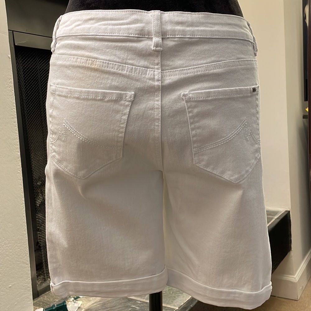 White Capris - Picture 7 of 16